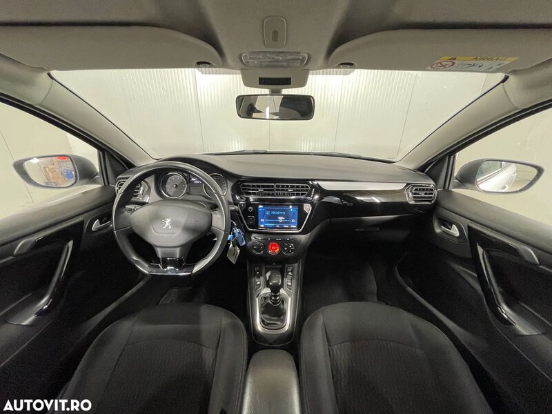 Peugeot 301