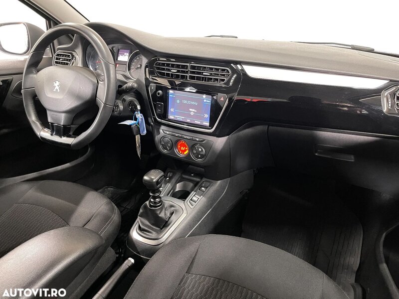Peugeot 301