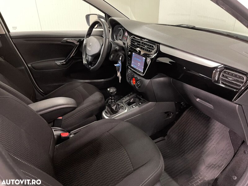 Peugeot 301